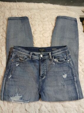 Judy Blue Jeans Womens Size 11/30 Blue Boyfriend Fit High Rise Distressed